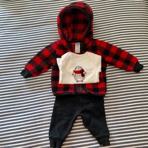 Carter’s Penguin Outfit